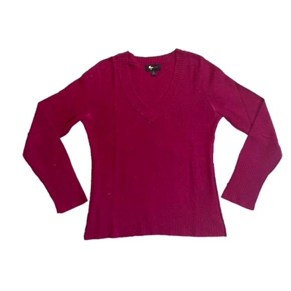 Aqua Sweaters - Aqua 100% Cashmere V-Neck Sweater
